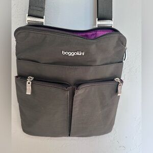 Baggallini Charcoal Grey Messenger Bag with Violet Interior